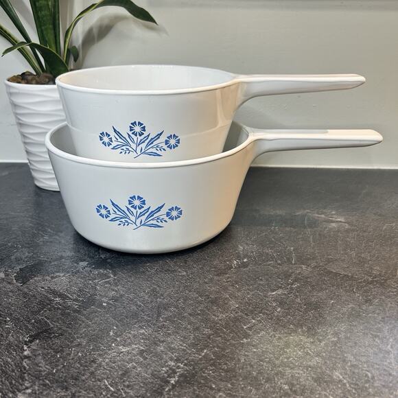 Corning Ware Cornflower Blue 2.5 & 1.5 Qt Range Topper Metal Cooking Base Pots - Picture 1 of 10